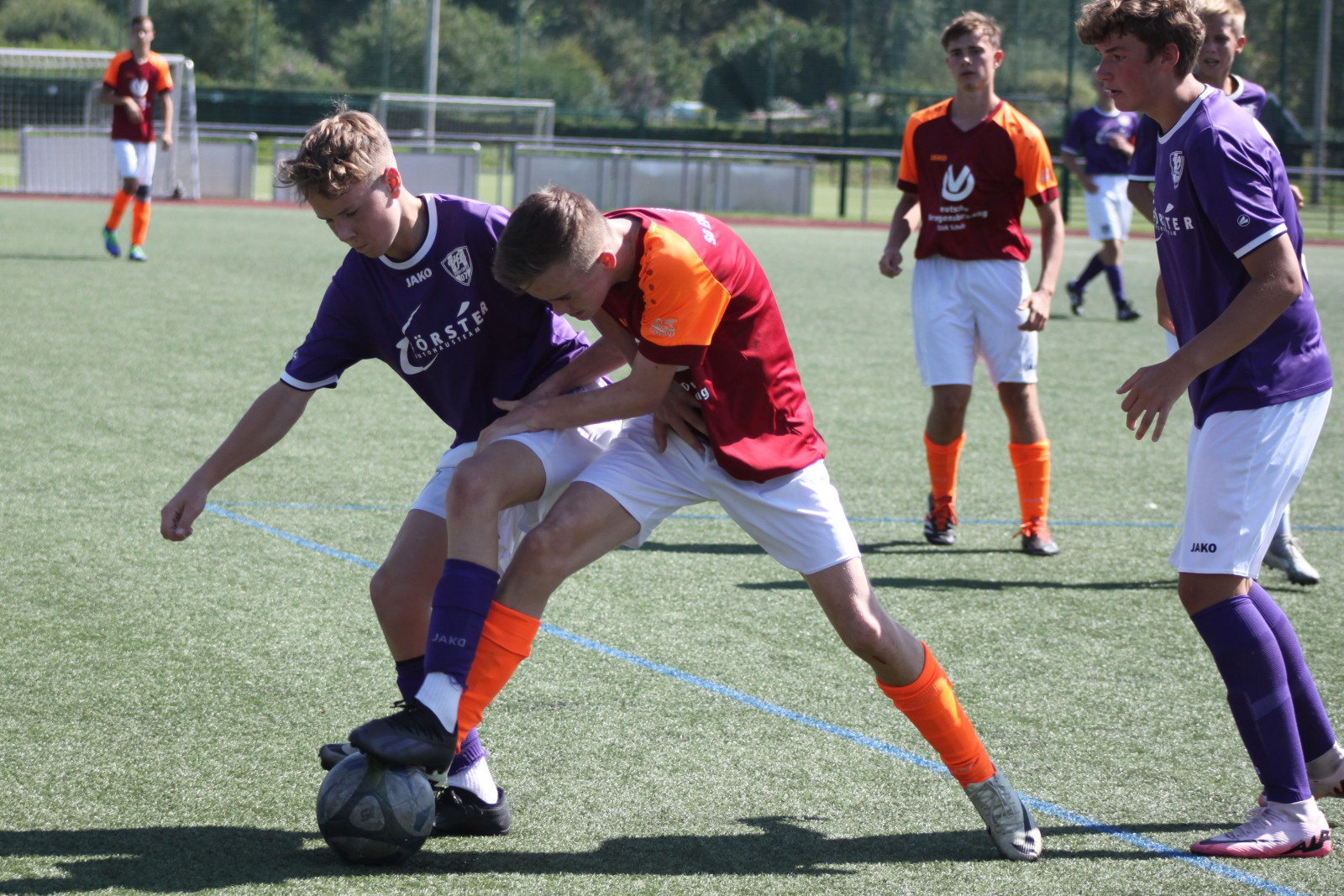 Intensiv und konsequent behaupten sich die Talente des VfL Pirna-Copitz in den Zweikämpfen. Foto: VfL/Maximilian Arlt