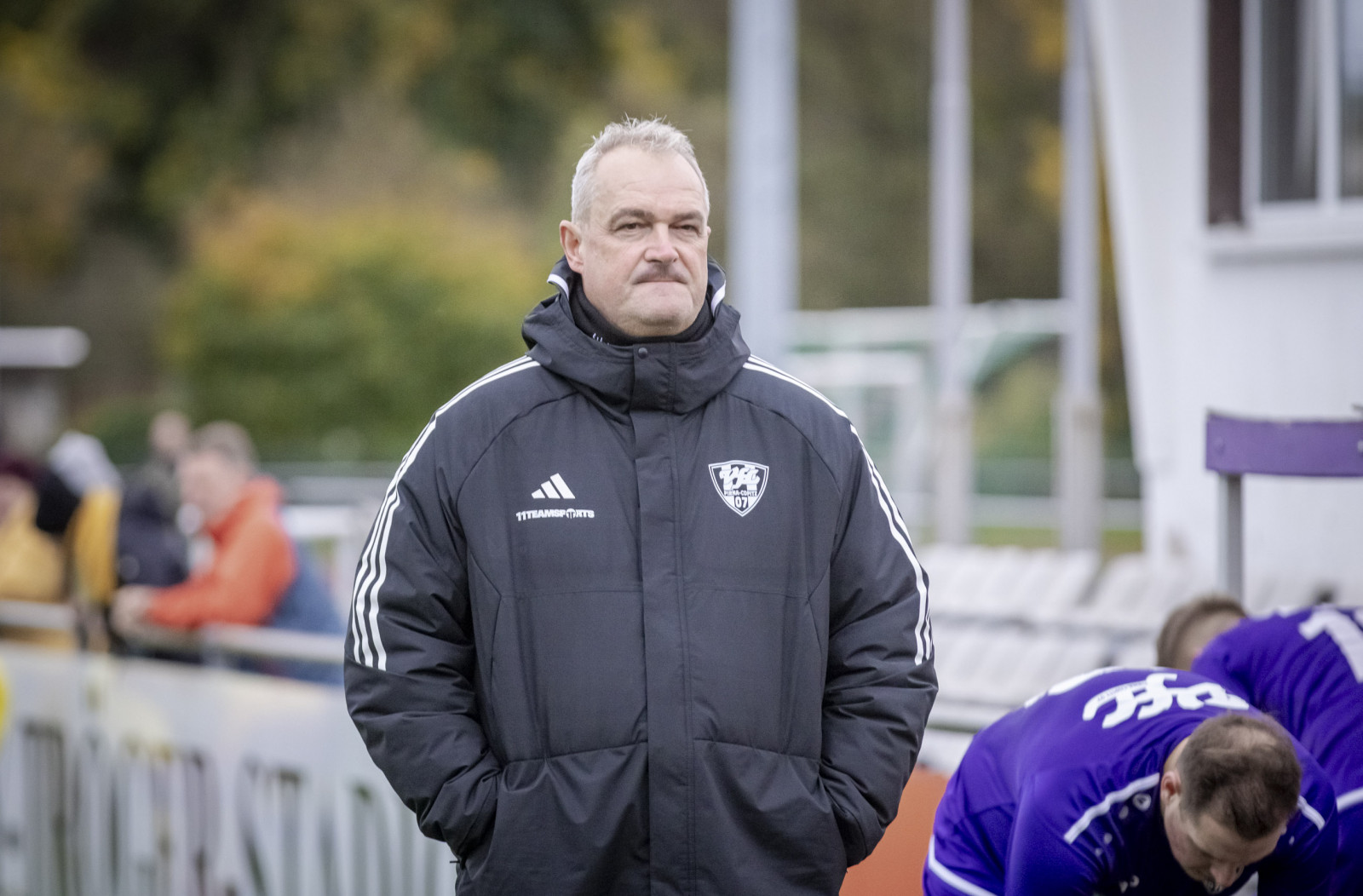 Auch eine Enttäuschung gehört mal dazu, wird bei VfL-Trainer Jens Wagner aber schnell in neue Energie und Motivation umgewandelt. Foto: Marko Förster